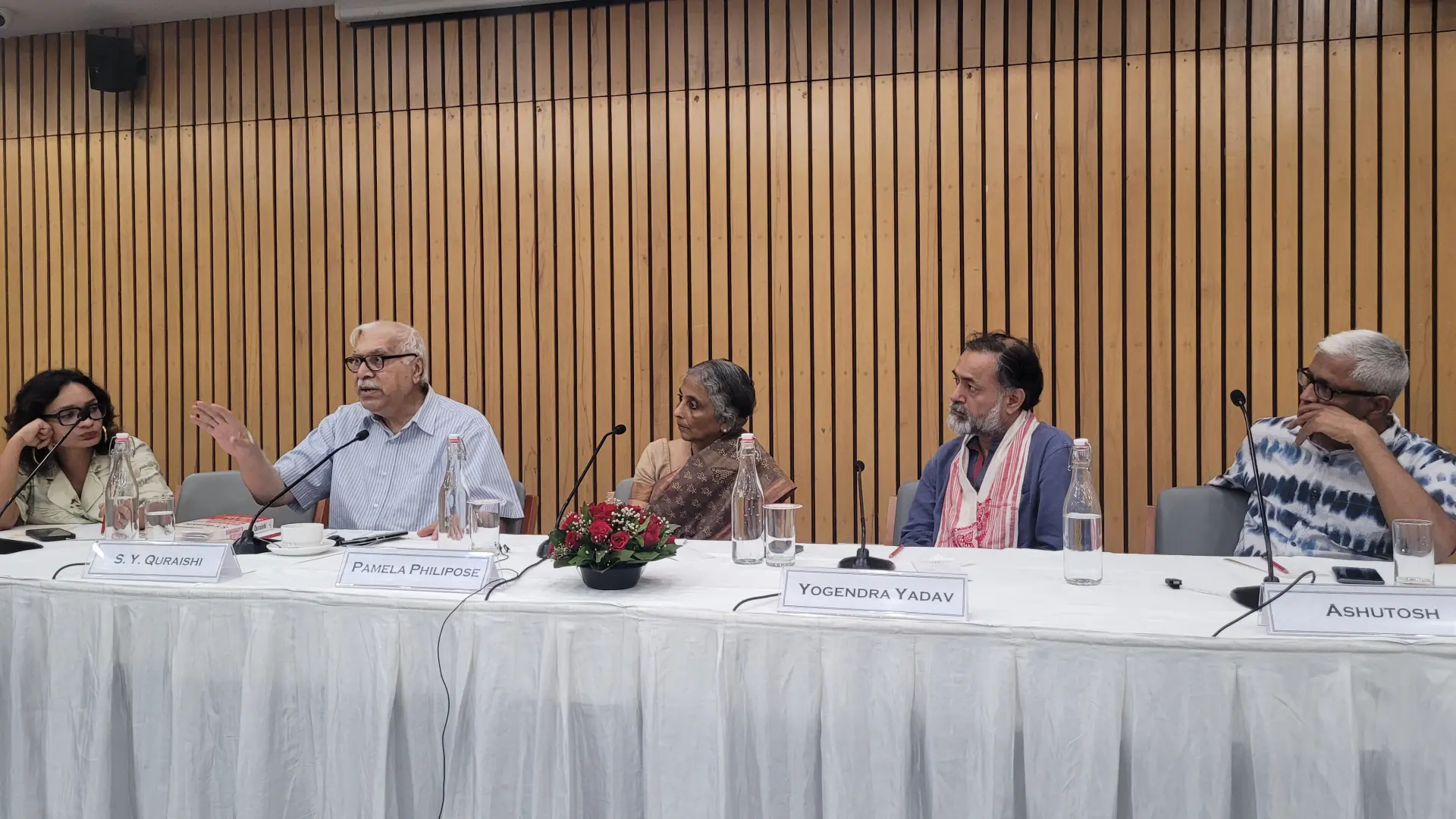 Former Chief Election Commissioner SY Quraishi speaks at the Media Dialogue on The Electoral Rolls Controversy and the Media held on September 25, 2025